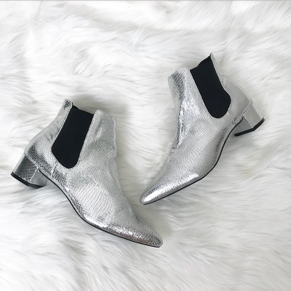 Topshop Shoes - {Topshop} Silver Metallic Chelsea Ankle Booties